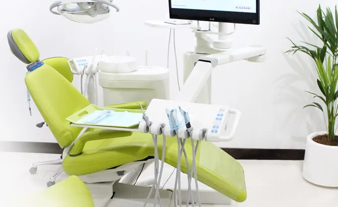 top dentist in dubai